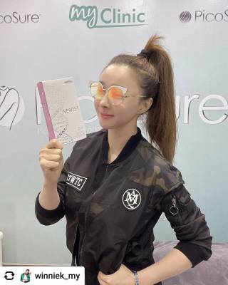 MyClinic- Your Trusted and #1 Choice
#REPOST @winniek_my 
Happy Tuesday guys🙋‍♀️ 
After return from the island trip, I’ve facing the sunburnt, pigmentation and dry skin problems, as usual today I have backed to my trusted MY Clinic to get consult from the doctor for some solutions. And Dr suggested for me to do a Pico Sure Laser and Skin booster known as “Newest” treatment. As I need to undergo 3 sessions, once a month. 
Just completed my 1st session, 2 more sessions to go! I shall update you guys after completing all sessions😄 
Tbh, this is my 1st time with the skin booster injection, I don't feel that pain like some ppl says, still bareabal, I even can do selfie and video recording on my own while having the treatment😜 Trust me, all the Doc @MyClinic is very professional & skillful 👍🏻👍🏻
For further queries, pls don't hesitate to contact @my__clinic and make your appointment for consultation. 0377109889 0123099480

去海滩暴晒玩了几天，变黑了不少，斑也变得更明显了，回来马来西亚赶紧找我的医生拯救我晒伤的皮肤！

蜂巢皮秒镭射- 淡斑、痘印和亮白神器
改善问题：
- 色素沉淀 - 肤色暗沉
- 痘印难消 - 肤质粗糙

Damansara Utama | Puchong | Cheras
Melawati | Mount Austin, JB | Bangi | Kelantan | Shah Alam | Sutera Utama, JB
⏰ Monday to Sunday 10.00 am - 6.30 pm